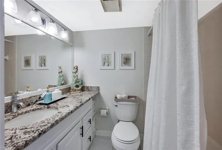 Guest bath tub shower combo