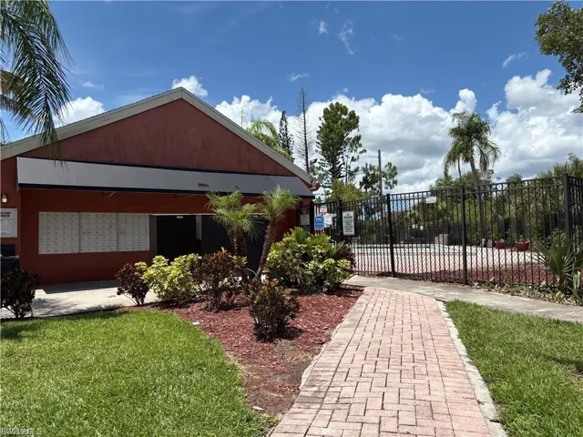 2915 Winkler Ave 820, Fort Myers, Florida 33916