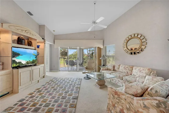 1090  Woodshire  LN, Naples, FL 34105