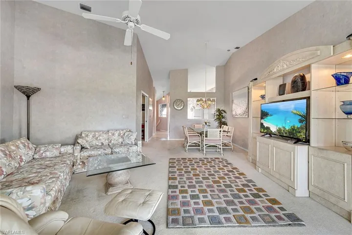 1090  Woodshire  LN, Naples, FL 34105