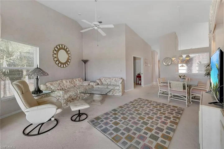 1090  Woodshire  LN, Naples, FL 34105