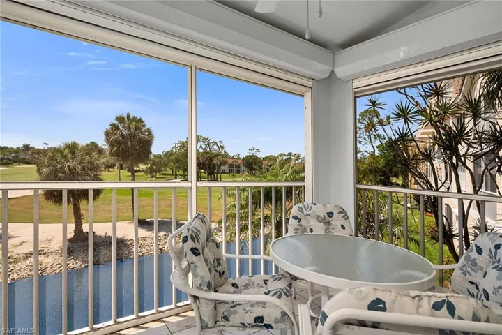 1090  Woodshire  LN, Naples, FL 34105
