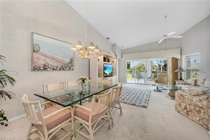 1090  Woodshire  LN, Naples, FL 34105