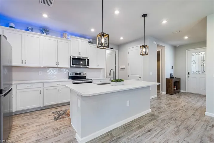 6617 Upward Spring Pl, Fort Myers, Florida 33966