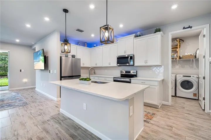 6617 Upward Spring Pl, Fort Myers, Florida 33966