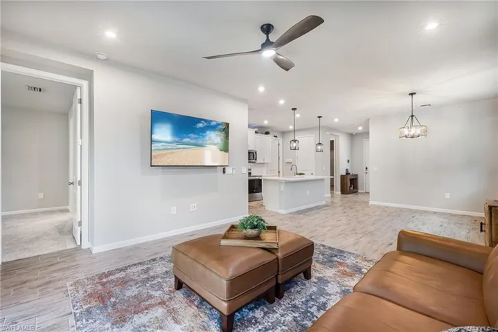 6617 Upward Spring Pl, Fort Myers, Florida 33966