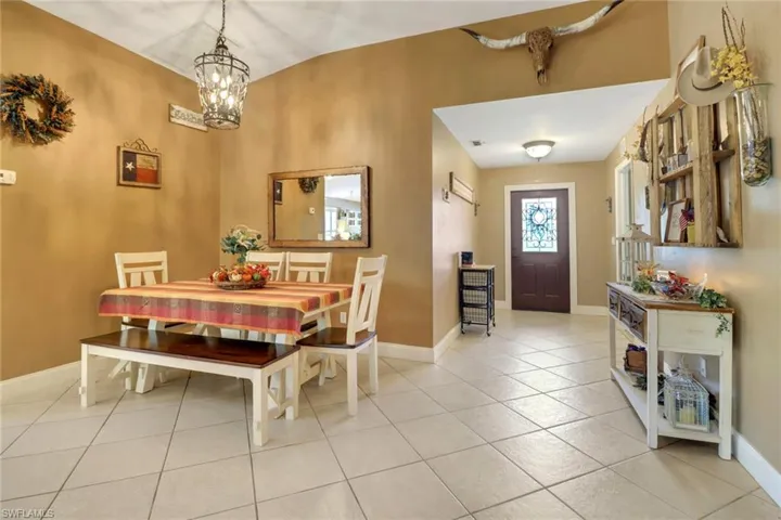 View of the dining area/front entry