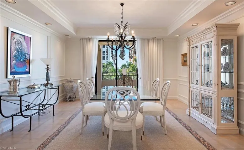 4400  Gulf Shore N BLVD, Naples, FL 34103
