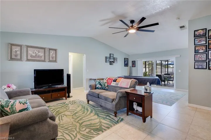 321 Santa Barbara Blvd, Cape Coral, Florida 33991