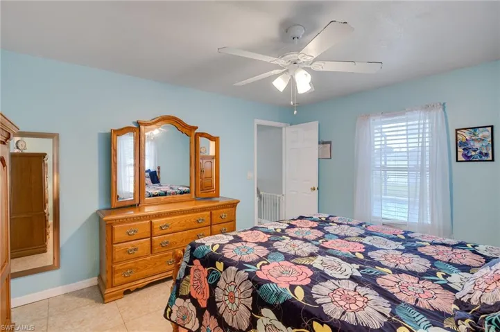 321 Santa Barbara Blvd, Cape Coral, Florida 33991