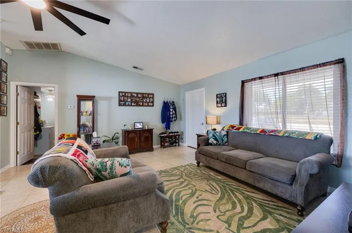 321 Santa Barbara Blvd, Cape Coral, Florida 33991