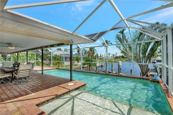 1708 Palaco Grande Pkwy, Cape Coral Fl 33904