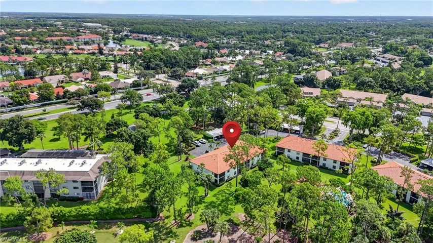 909 Augusta Blvd 7, Naples, Florida 34113