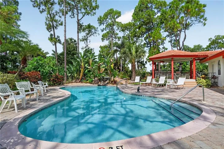 909 Augusta Blvd 7, Naples, Florida 34113