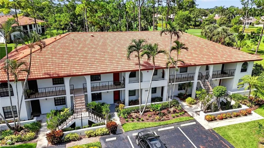 909 Augusta Blvd 7, Naples, Florida 34113