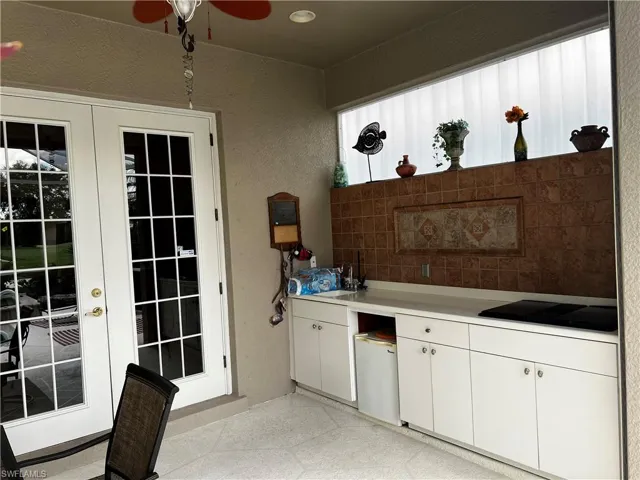 Outdoor kitchen