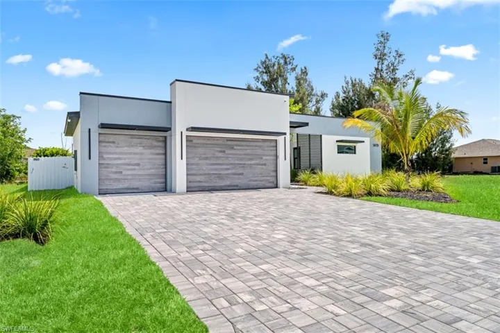 1419 Sw 15th Ter, Cape Coral, Florida 33991