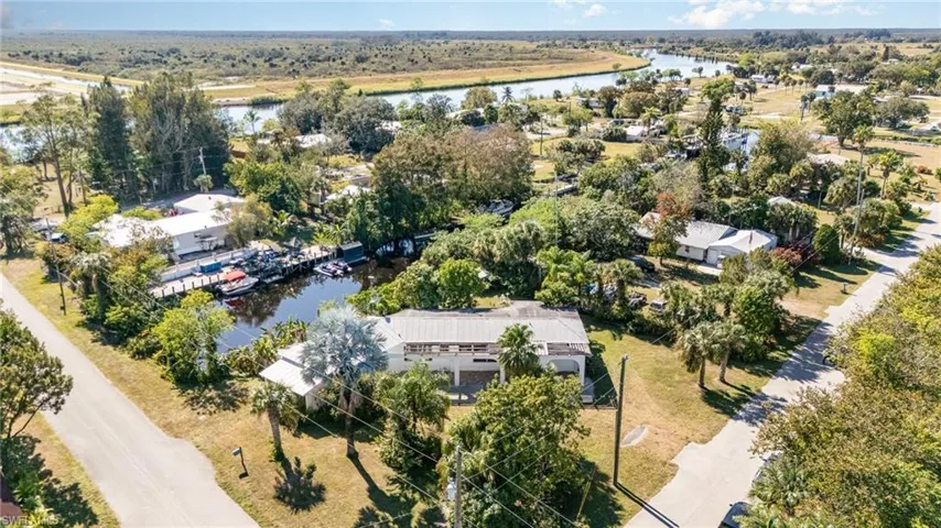 1232  Turkey Creek  LN, Moore Haven, FL 33471
