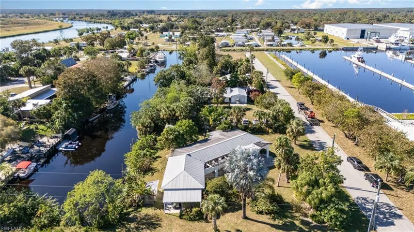 1232  Turkey Creek  LN, Moore Haven, FL 33471