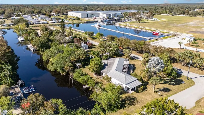 1232  Turkey Creek  LN, Moore Haven, FL 33471