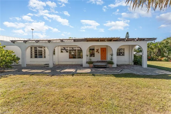 1232  Turkey Creek  LN, Moore Haven, FL 33471