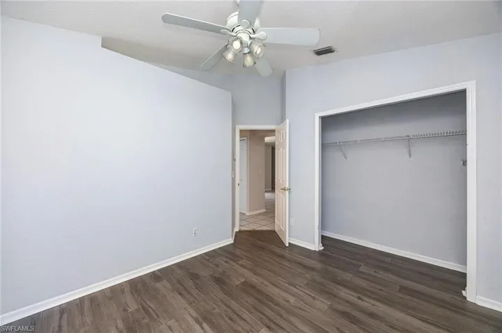 841  8th SE ST, Naples, FL 34117