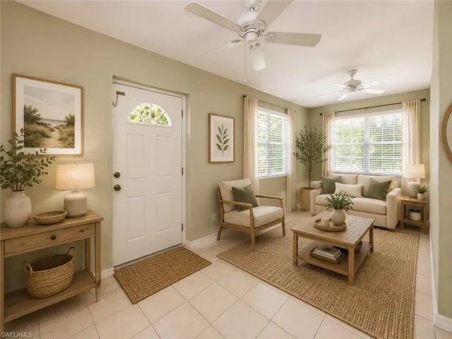 841  8th SE ST, Naples, FL 34117