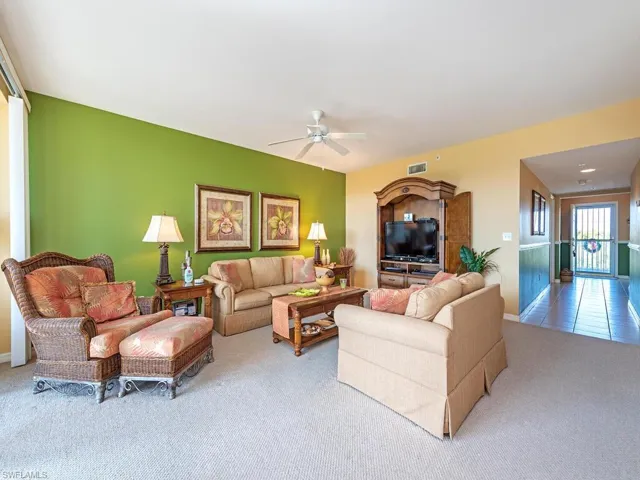 19870 Breckenridge Dr 403, Estero, Florida 33928
