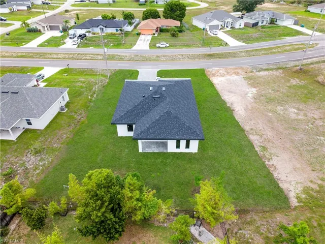 3814 Gator Cir W, Cape Coral, Florida 33909