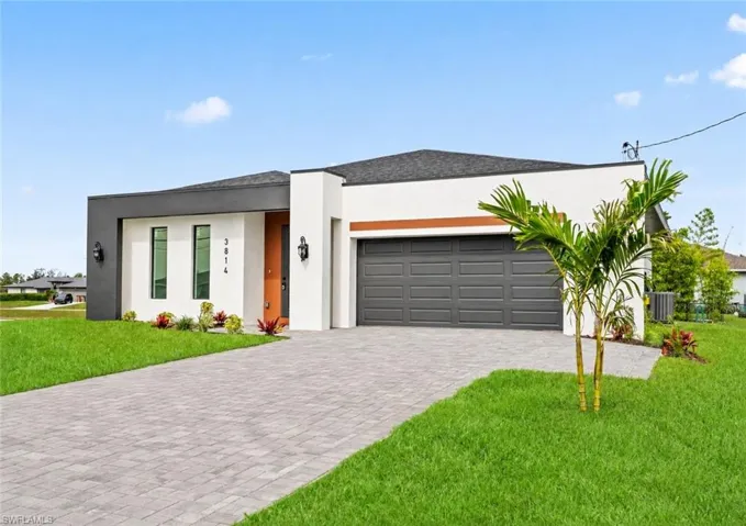 3814 Gator Cir W, Cape Coral, Florida 33909