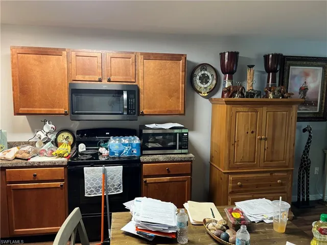 2222 NW 25th  LN, Cape Coral, FL 33993