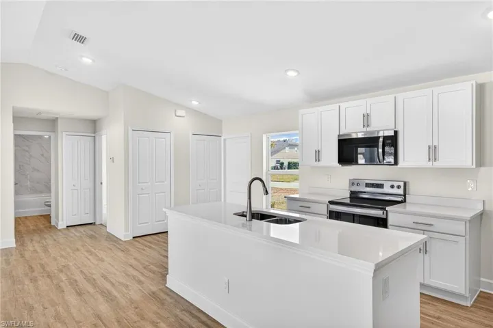 221 Nw 15th St, Cape Coral, Florida 33993