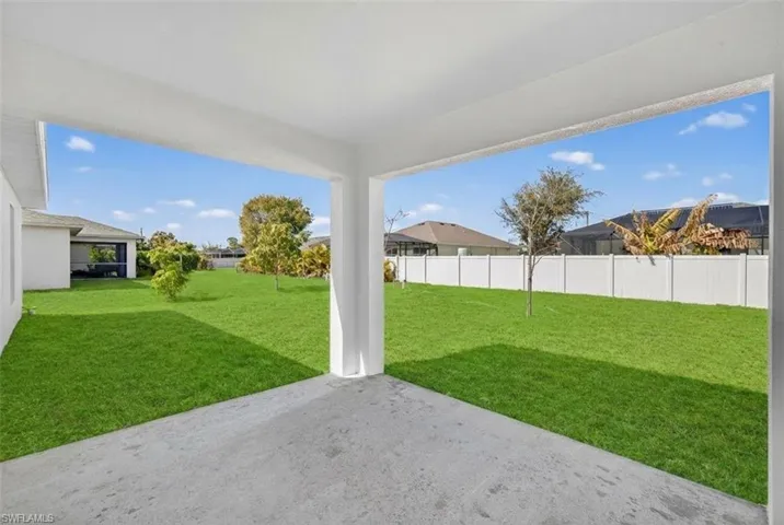 221 Nw 15th St, Cape Coral, Florida 33993
