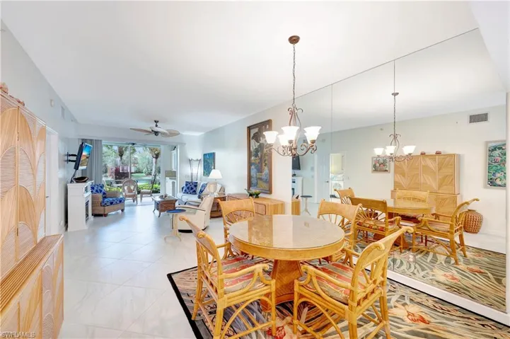6660  Beach Resort  DR, Naples, FL 34114