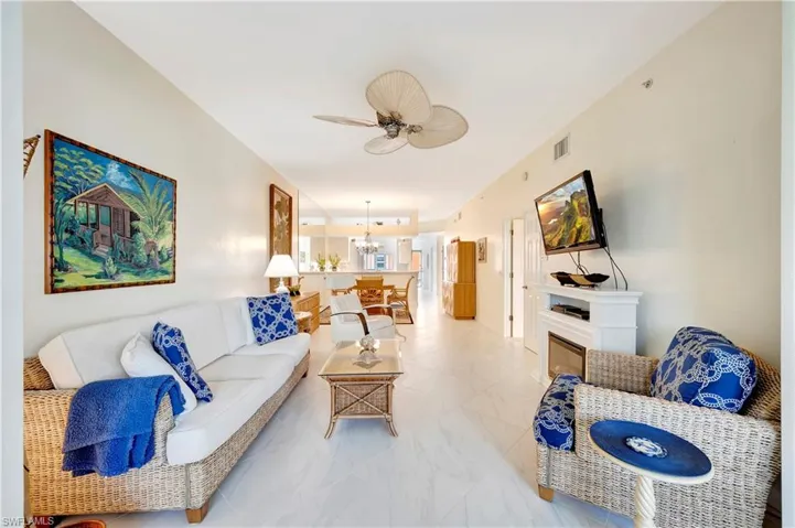 6660  Beach Resort  DR, Naples, FL 34114