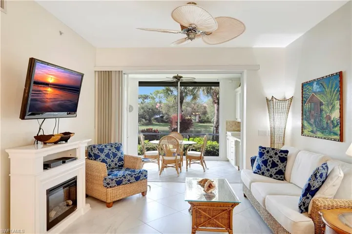 6660  Beach Resort  DR, Naples, FL 34114