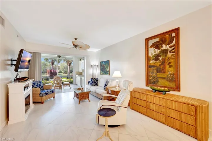 6660  Beach Resort  DR, Naples, FL 34114