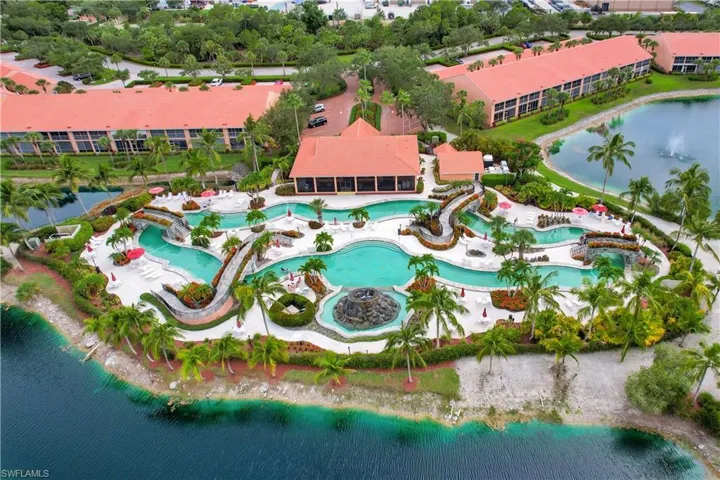 6660  Beach Resort  DR, Naples, FL 34114