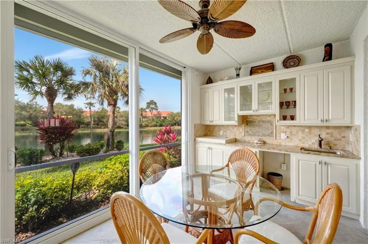 6660  Beach Resort  DR, Naples, FL 34114