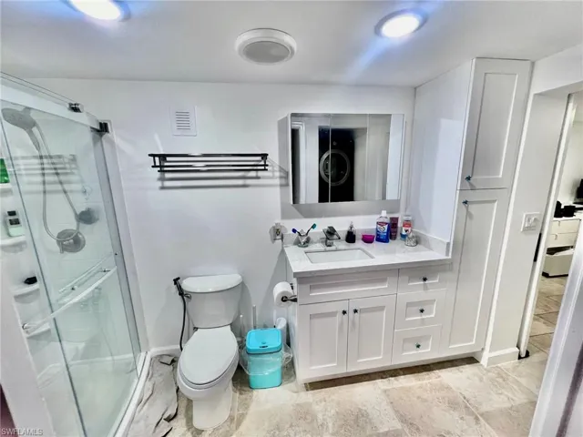 2239  Queen Anne  DR, Fort Myers, FL 33905