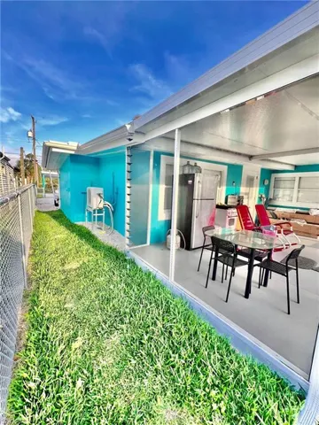 2239  Queen Anne  DR, Fort Myers, FL 33905