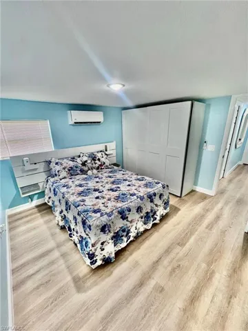 2239  Queen Anne  DR, Fort Myers, FL 33905