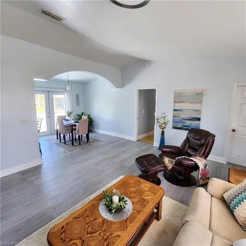 4006  14th W ST, Lehigh Acres, FL 33971