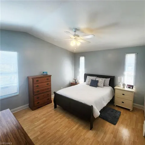 4006  14th W ST, Lehigh Acres, FL 33971