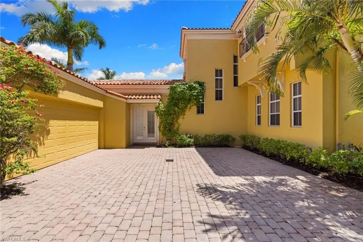 8572 Bellagio Dr, Naples, Florida 34114