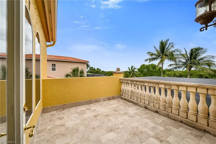 8572 Bellagio Dr, Naples, Florida 34114