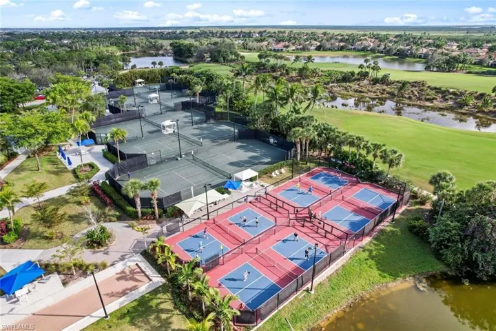 8572 Bellagio Dr, Naples, Florida 34114