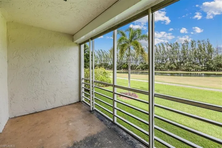 501 Forest Lakes Blvd # 212, Naples Fl 34105