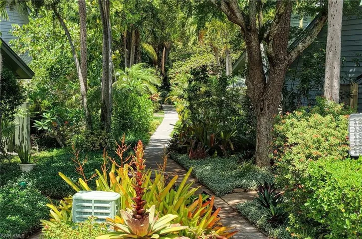 1325 Solana Rd K3, Naples, Florida 34103