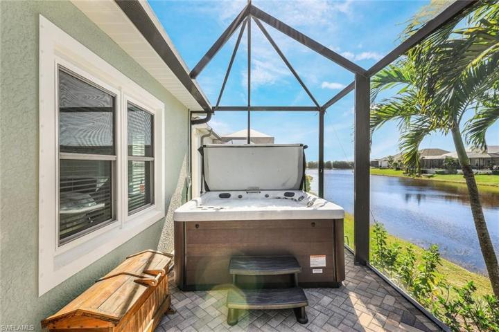 Therapeutic spa overlooking the lake